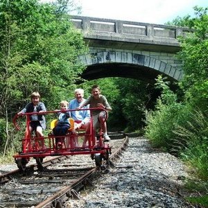 Vélorail du Périgord Vert - Une aventure à vivre en famille.