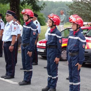 Jeunes Sapeurs Pompiers - Les JSP et leur responsable le sergent Rudy Titman.